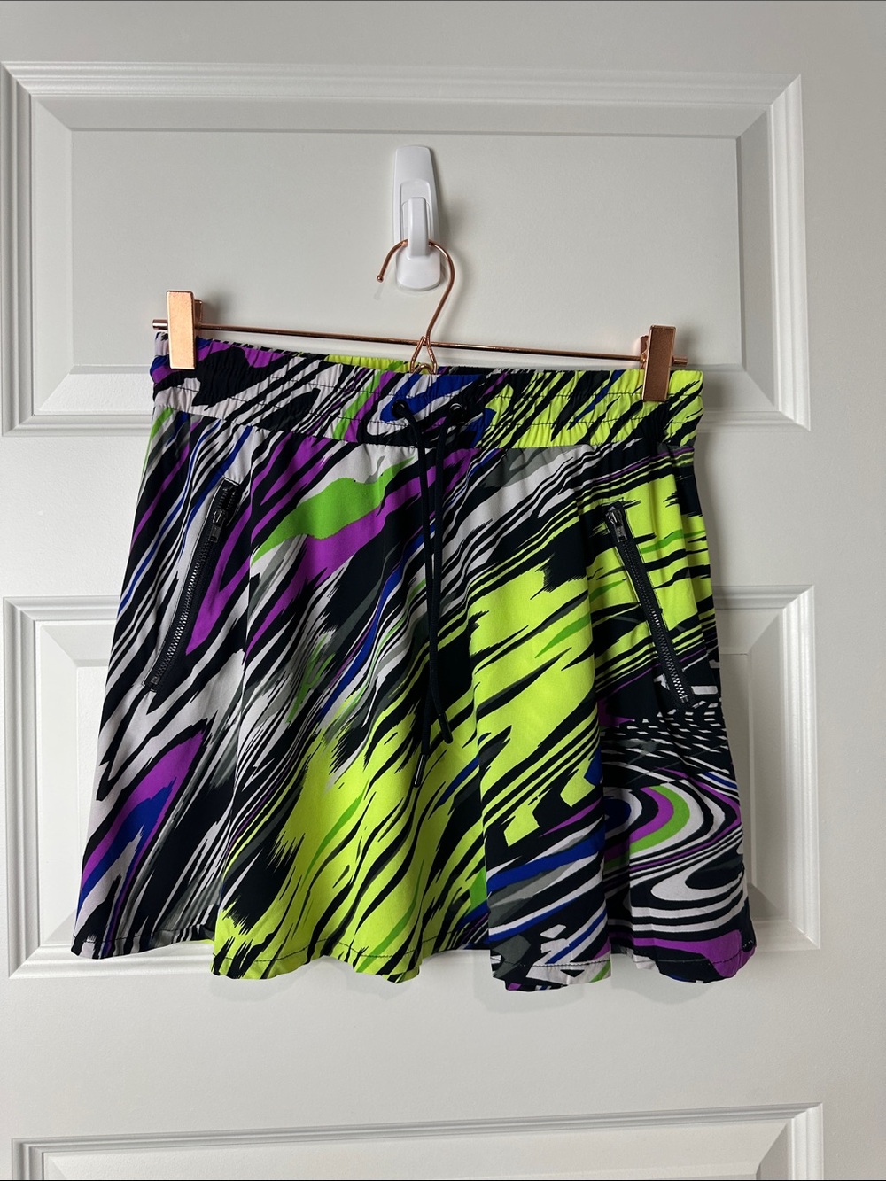 Fabletics Mikah Carnival Abstract Activewear Skirt Pockets Size Small